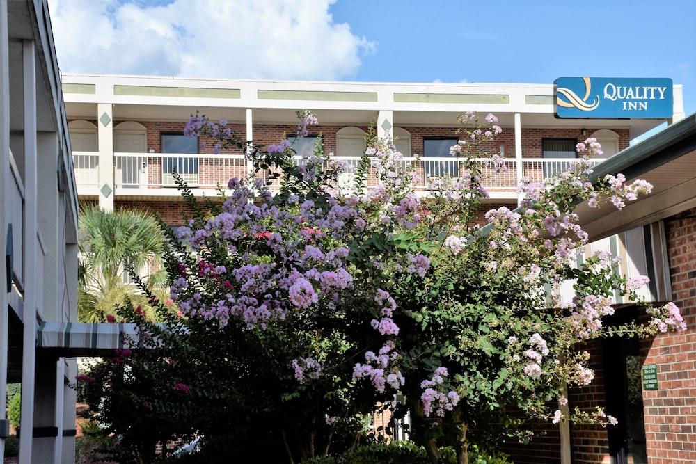 Rodeway Inn Harbison Area Колумбия Екстериор снимка