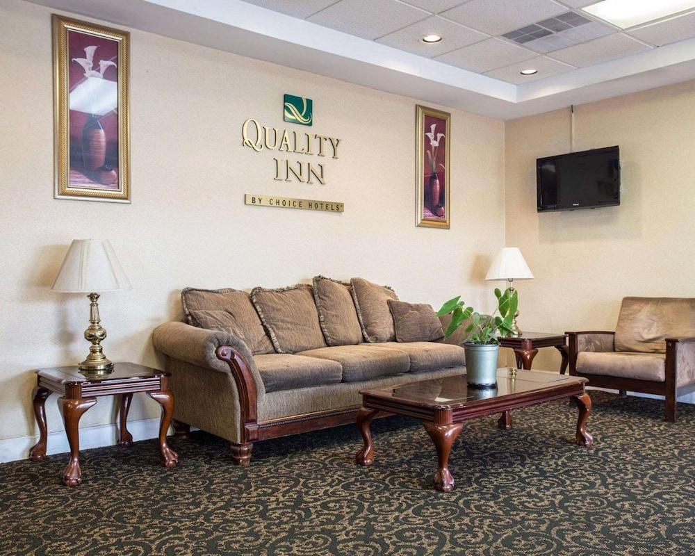 Rodeway Inn Harbison Area Колумбия Екстериор снимка