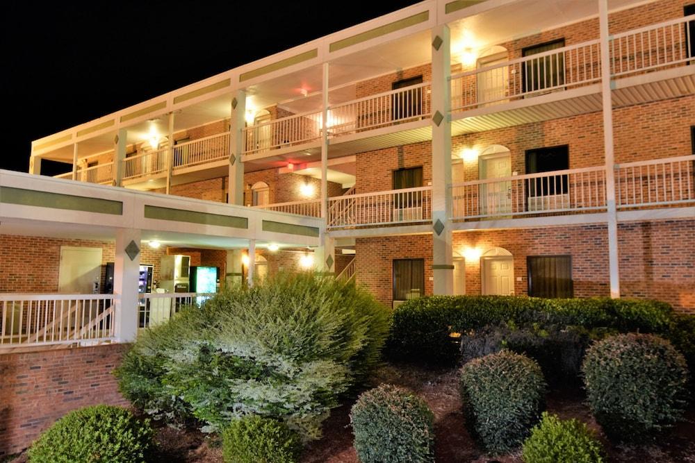 Rodeway Inn Harbison Area Колумбия Екстериор снимка
