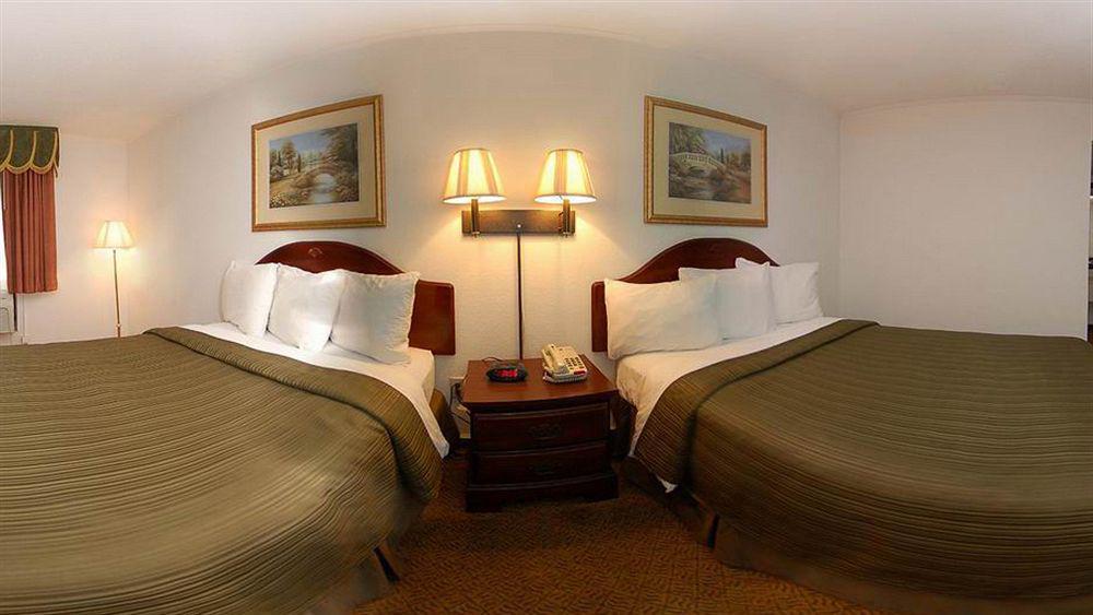 Rodeway Inn Harbison Area Колумбия Екстериор снимка
